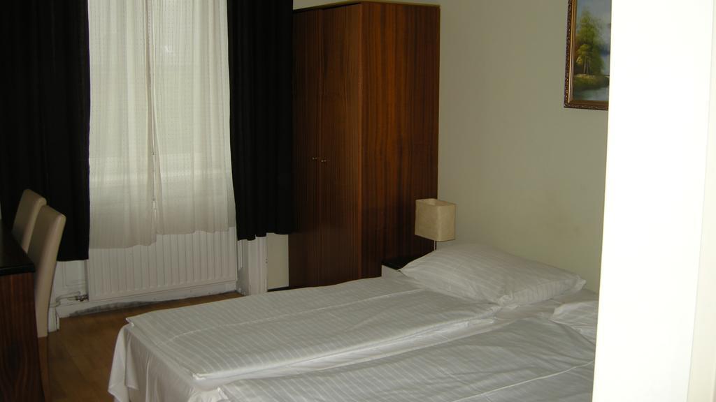 Pensiune Schottentor 3*